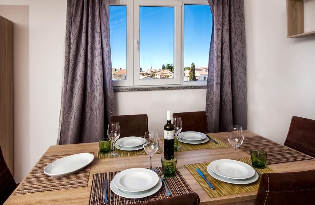 Apartment The Loft Ровінь Екстер'єр фото