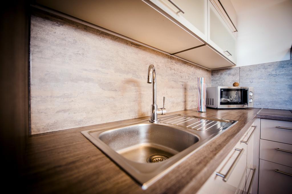 Apartment The Loft Ровінь Екстер'єр фото