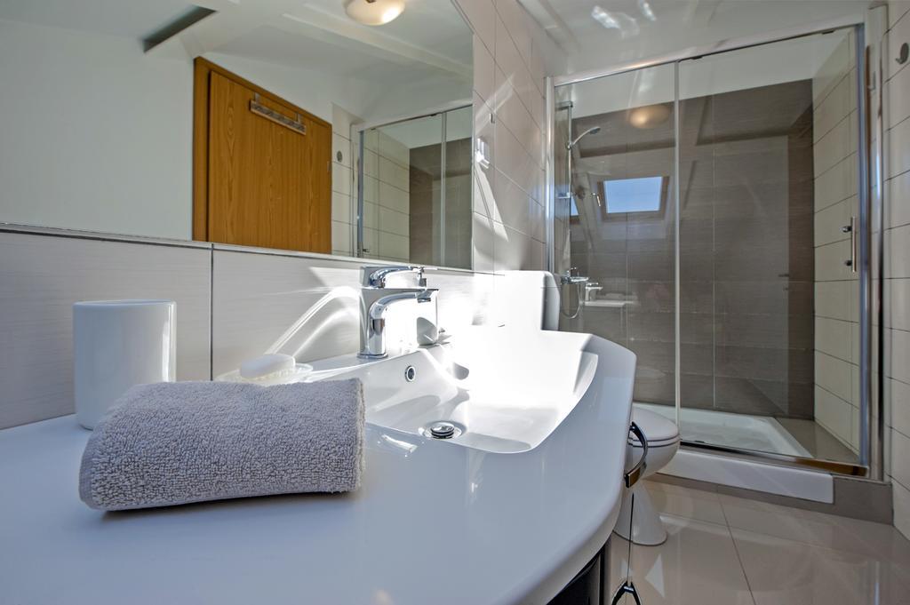 Apartment The Loft Ровінь Екстер'єр фото