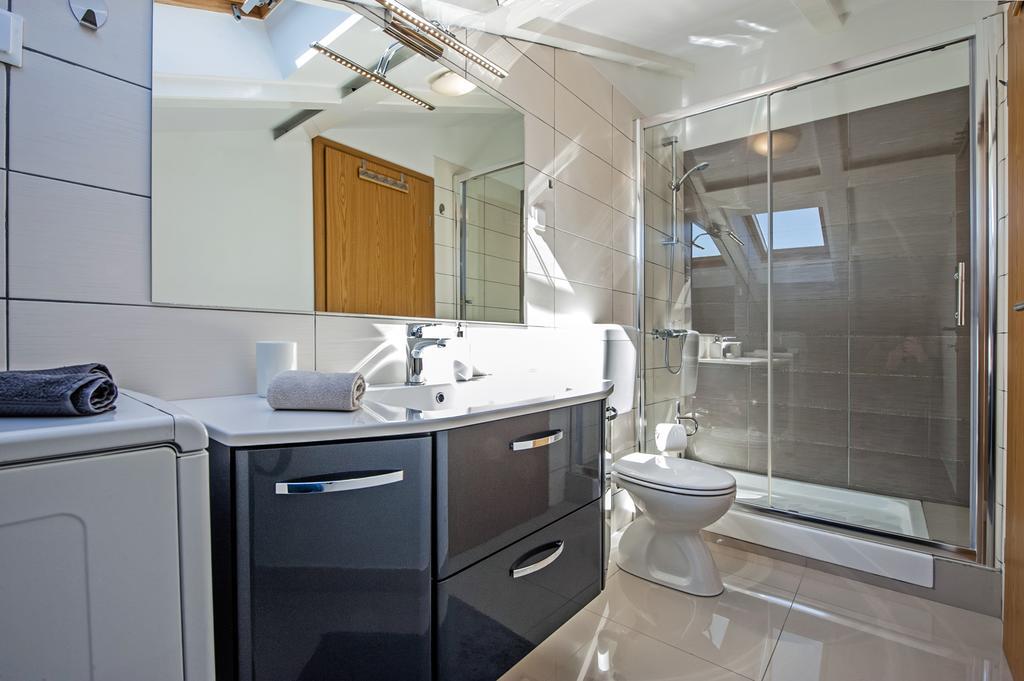 Apartment The Loft Ровінь Екстер'єр фото